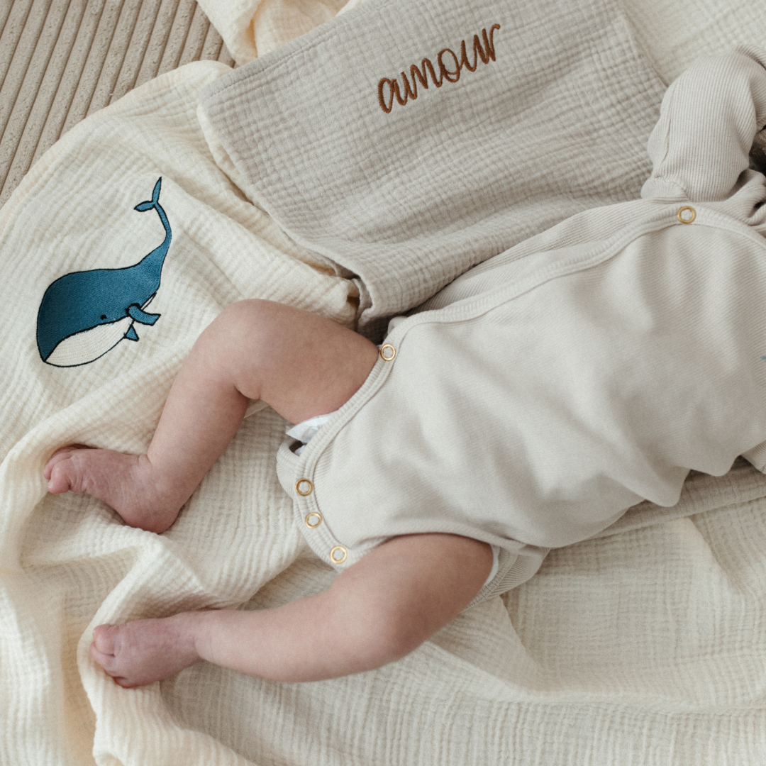 GIANT SWADDLE | COSY WHITE