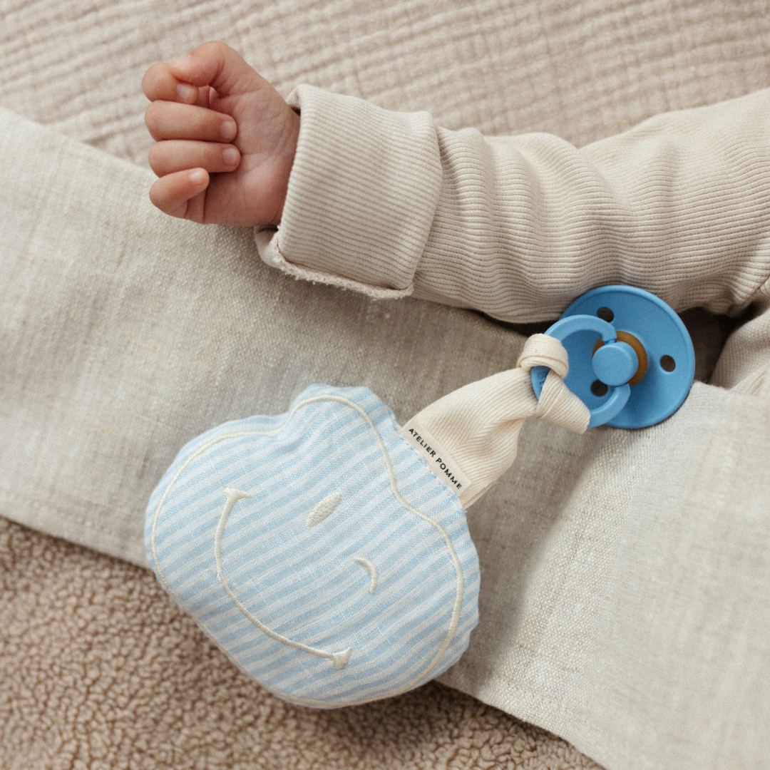 PACIFIER CLOTH - POMME - LOVELY LINEN DREAMY BLUE