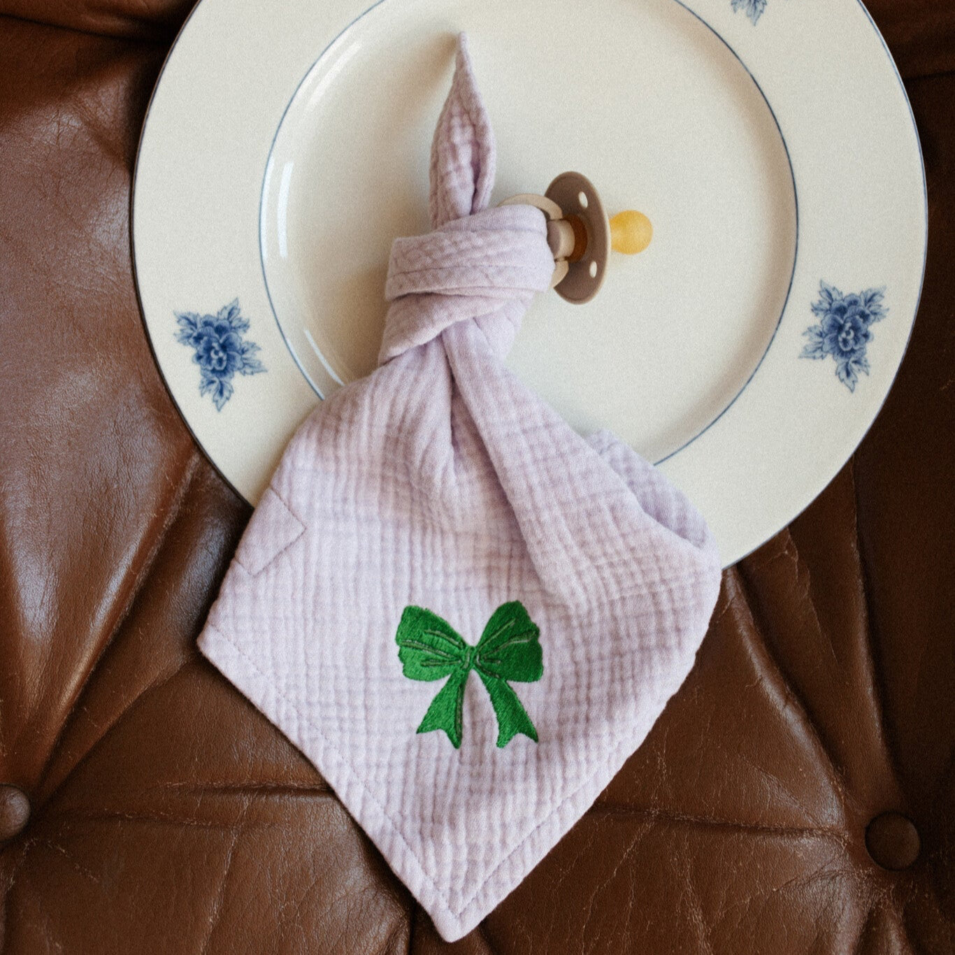 PACIFIER CLOTH CUDDLE | LUCKY LILA