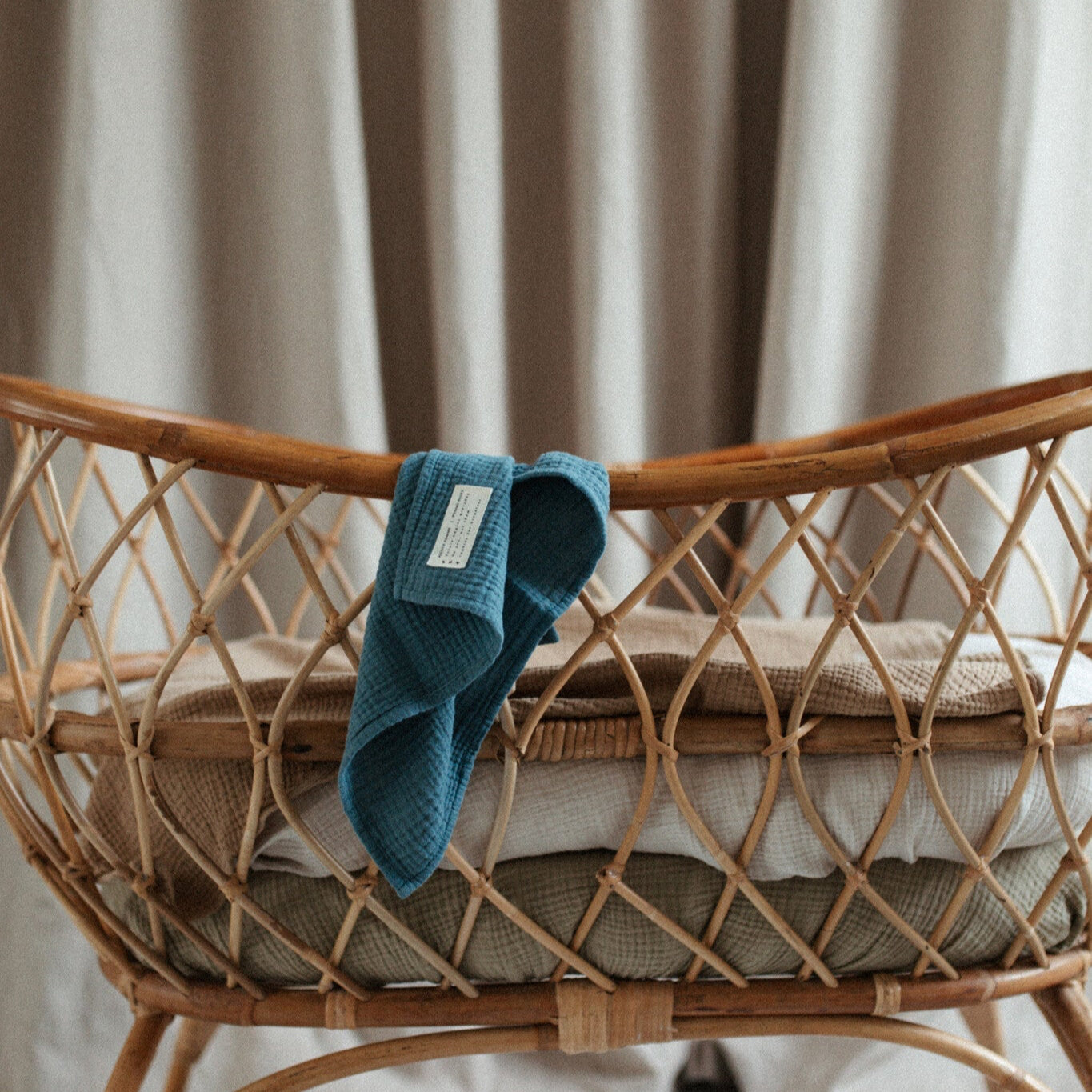 PETIT TOWEL | MISTY BLUE