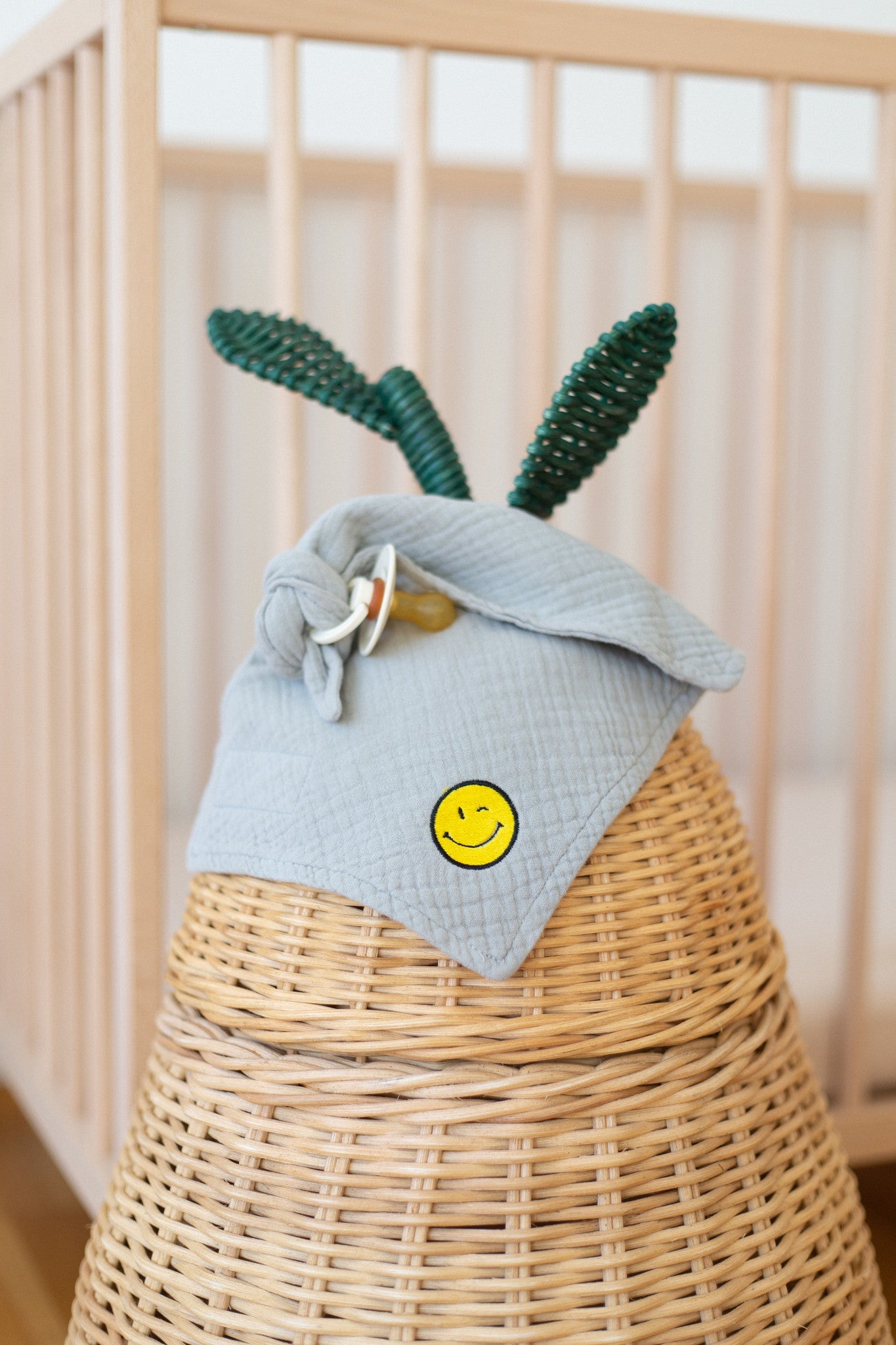 PACIFIER CLOTH - CUDDLE - FEELIN' GREY