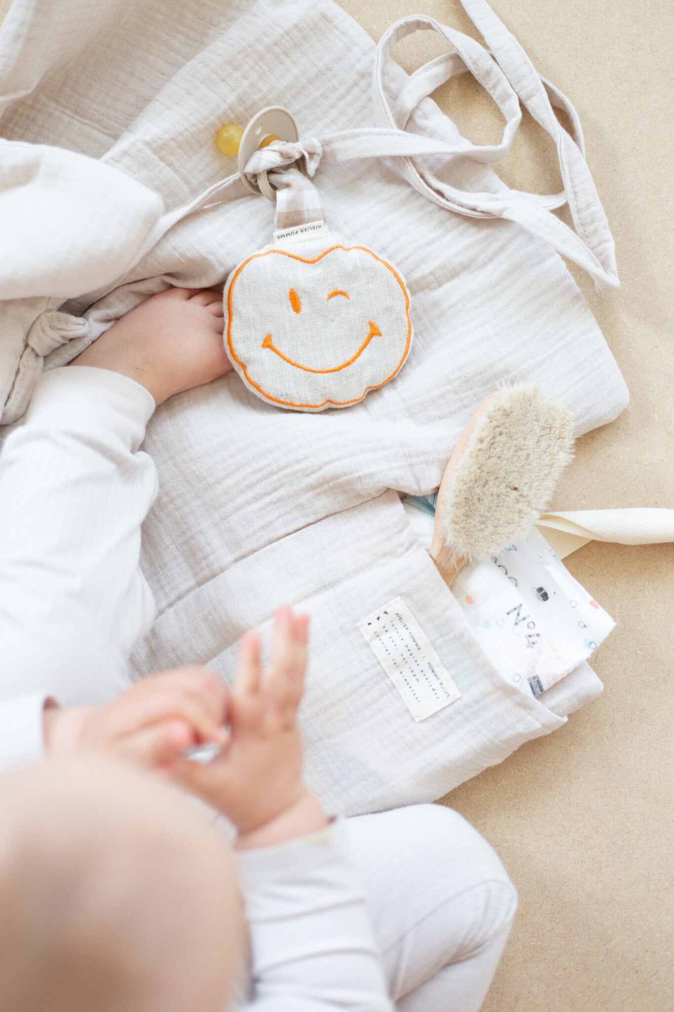 CHANGING PAD TO GO - BONJOUR BEIGE
