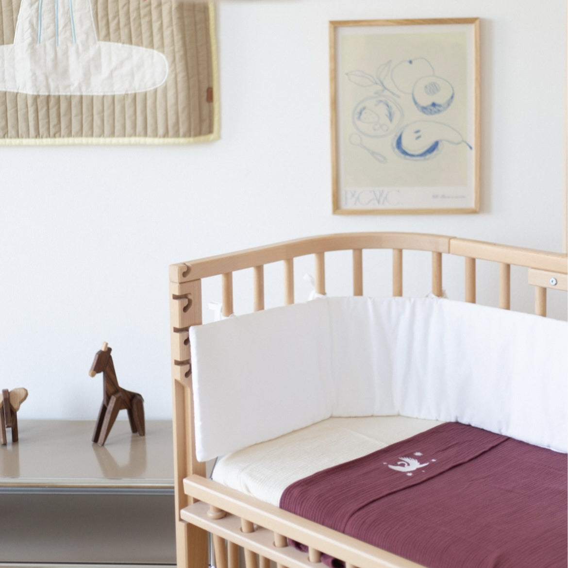 FLAT SHEET CRIB | BURGUNDY BOO