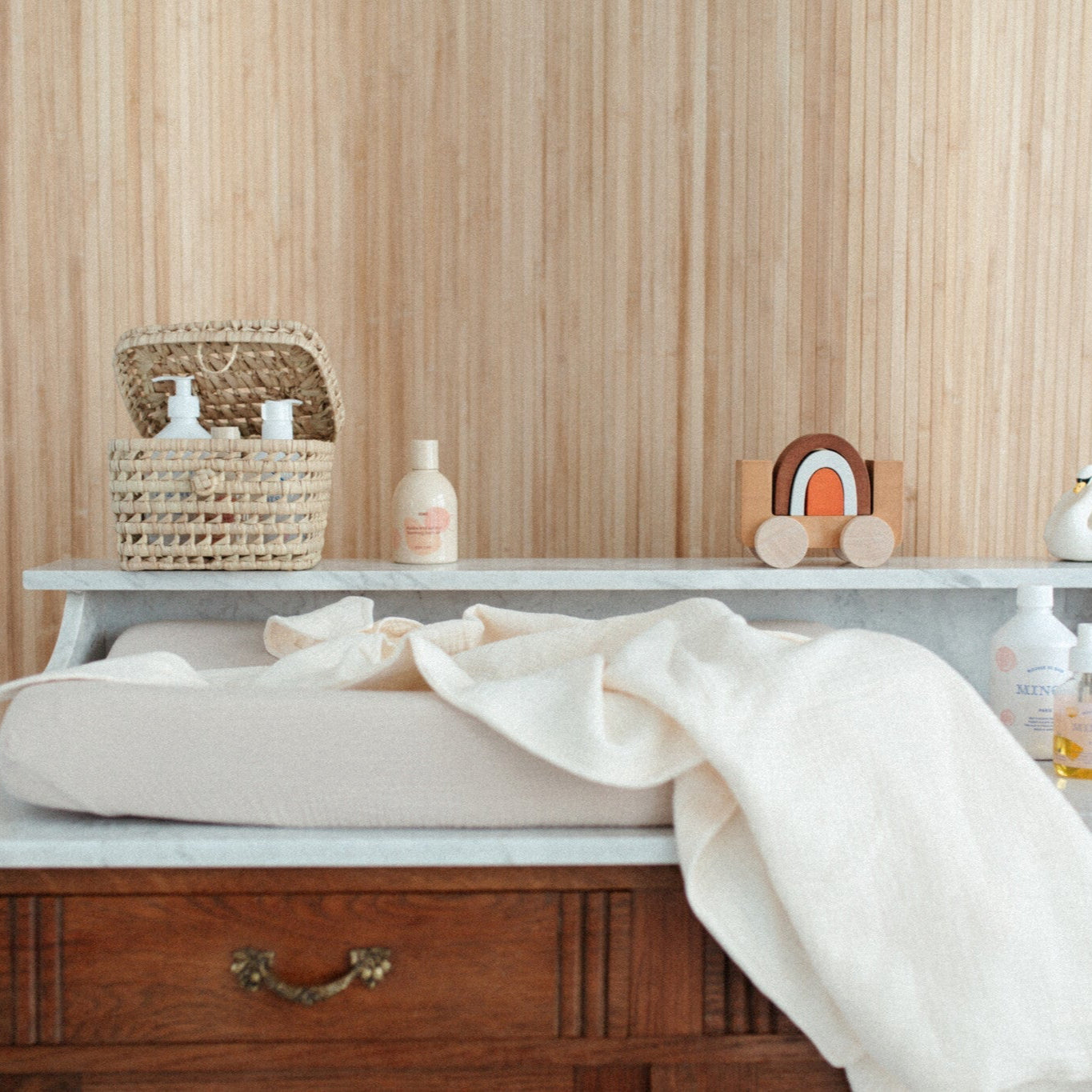 BATH CAPE | COSY WHITE