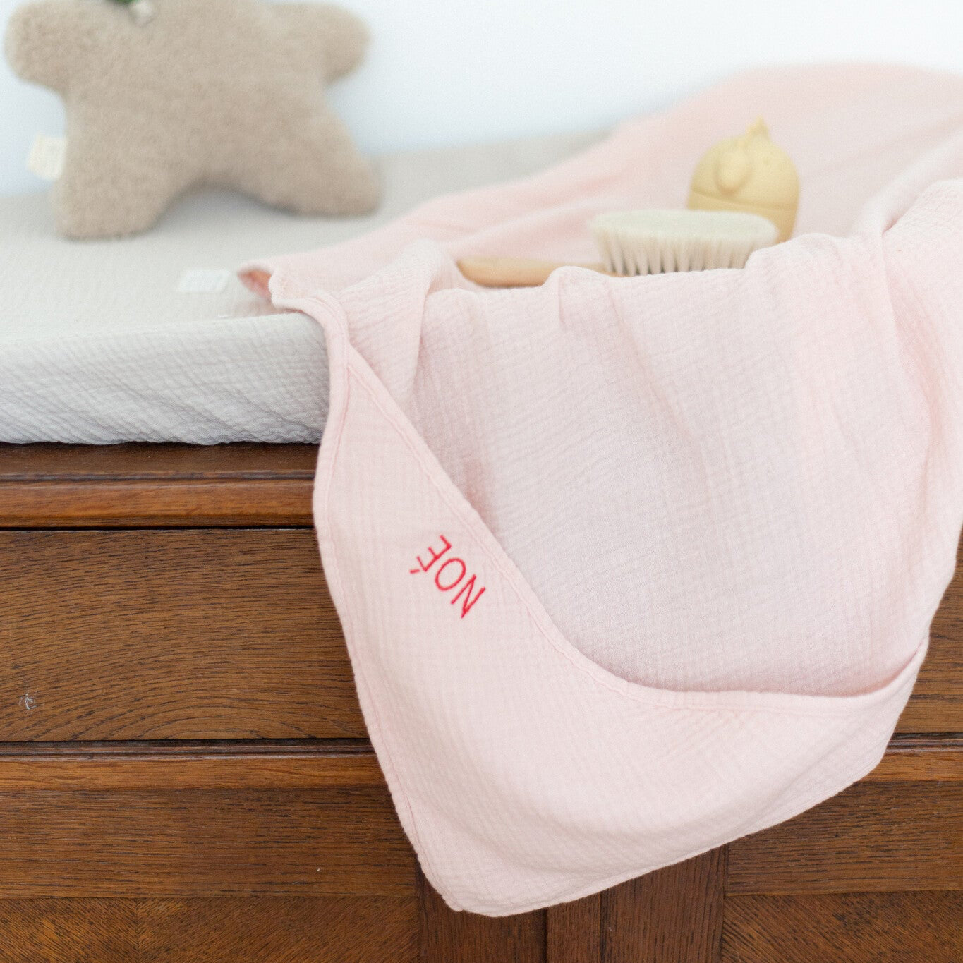BATH TOWEL | PINKY PROMISE