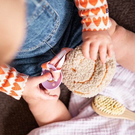 PACIFIER CLOTH POMME TEDDY | OOPSY ORANGE