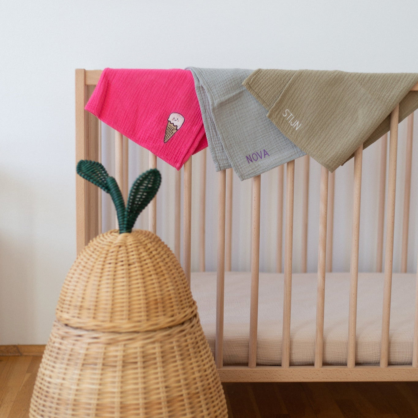 PETIT TOWEL | FEELIN' GREY