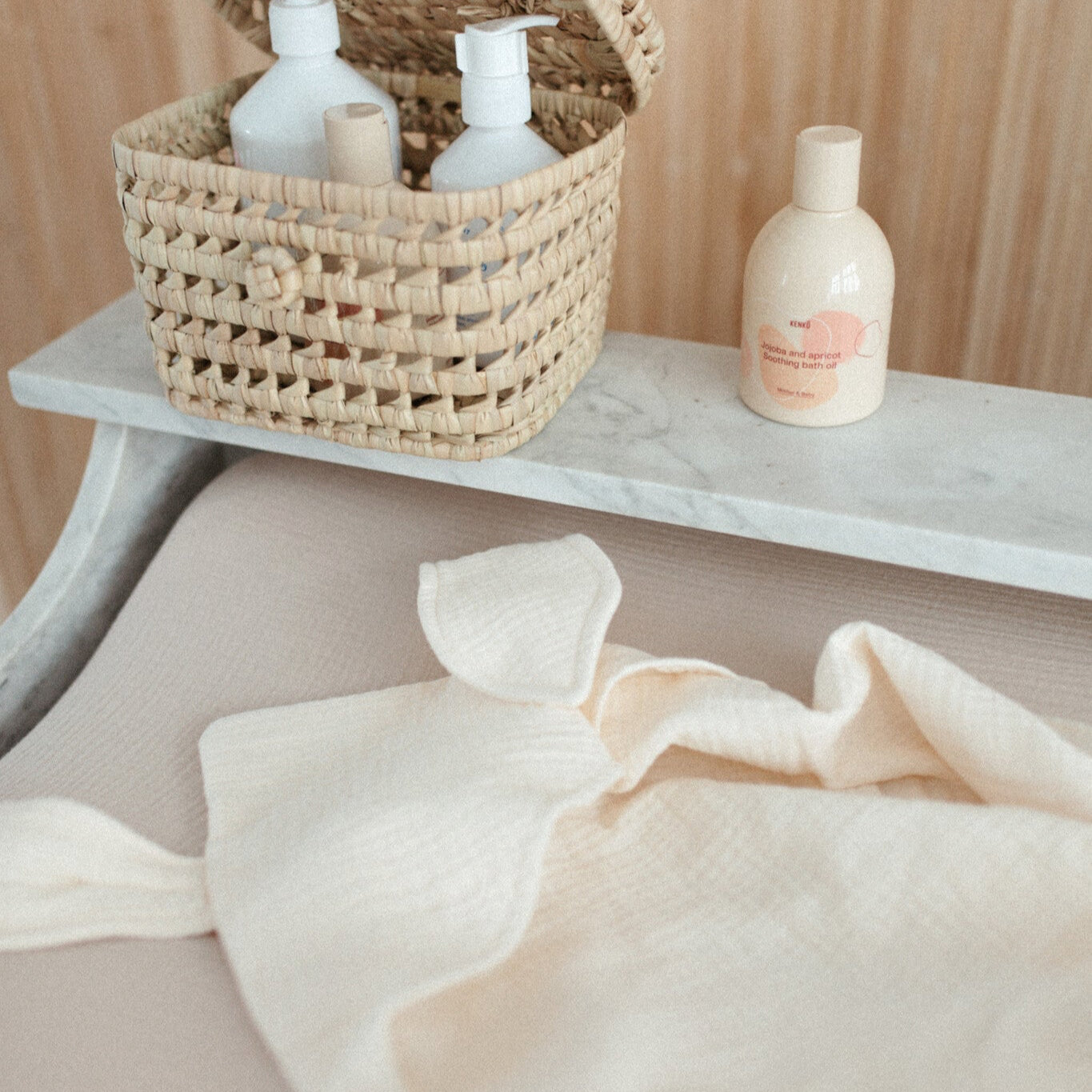 BATH CAPE | COSY WHITE