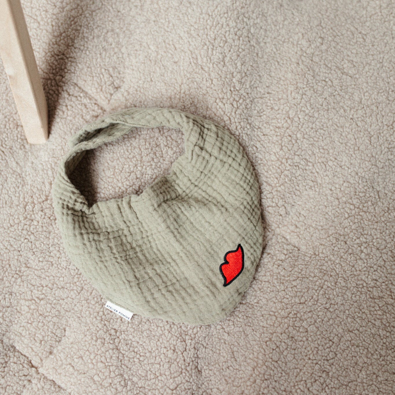 TINY BIB | MORNING MOSS