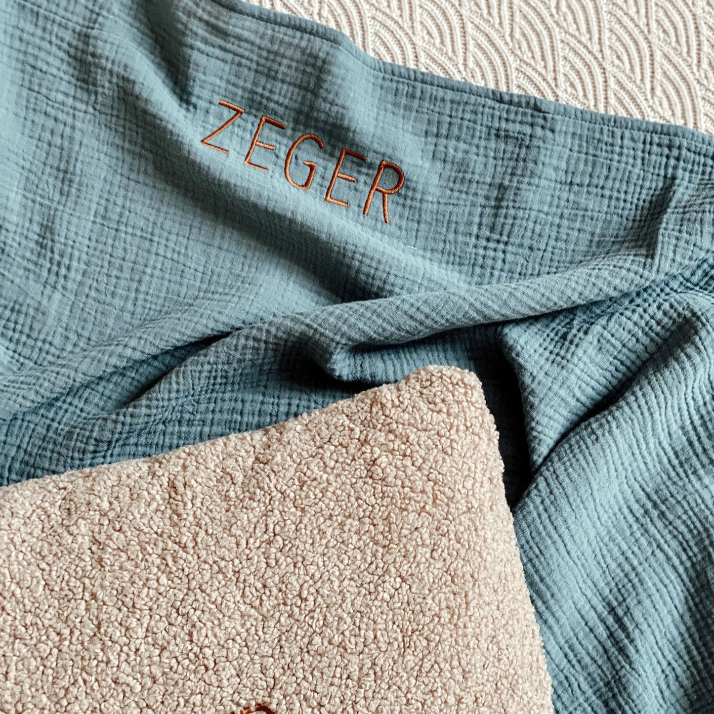 GIANT SWADDLE | MISTY BLUE