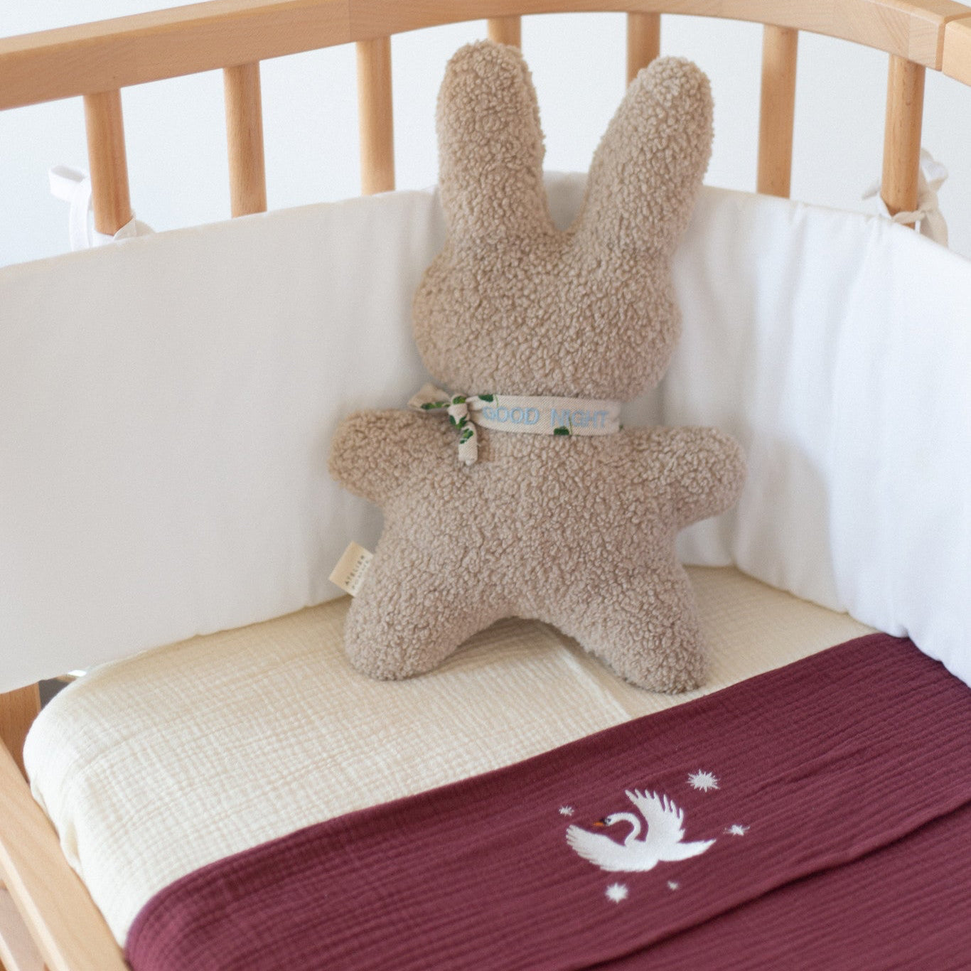 FLAT SHEET CRIB | BURGUNDY BOO