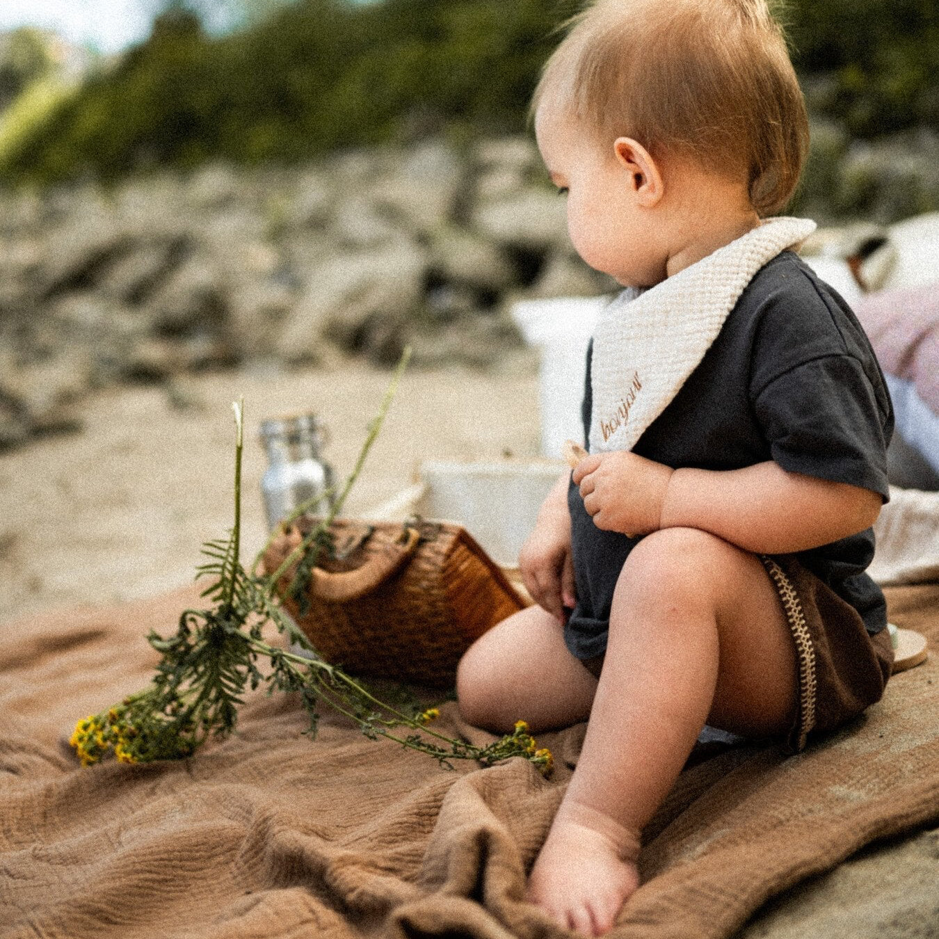 TINY BIB | BONJOUR BEIGE