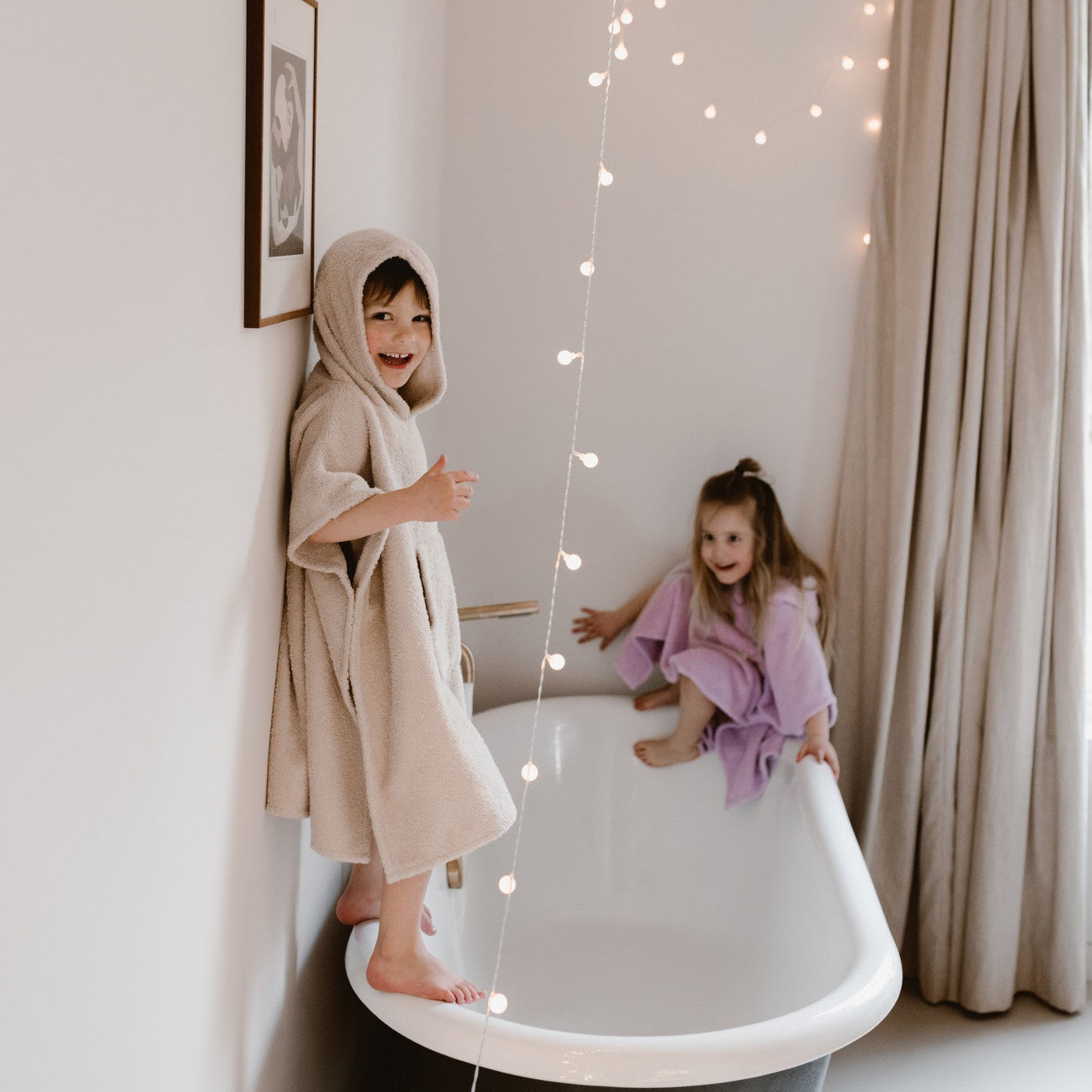 BUBBLY PONCHO | BONJOUR BEIGE