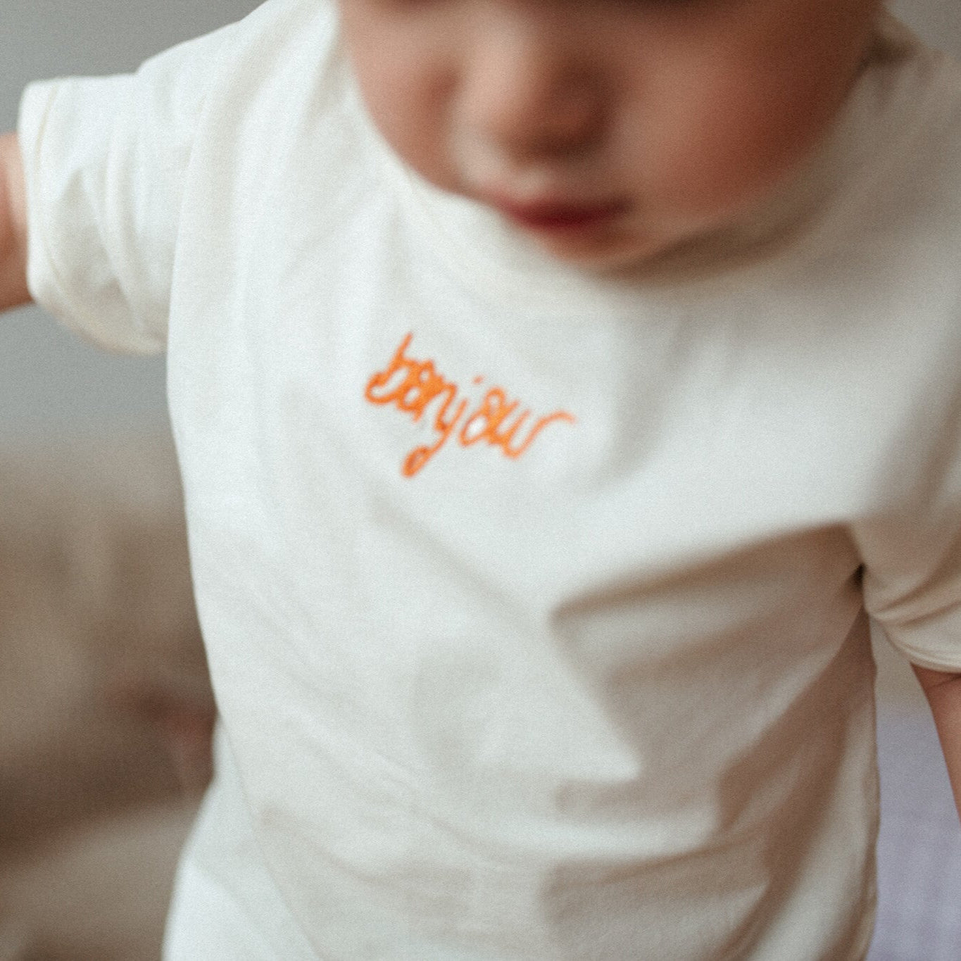 TINY TEE | COSY WHITE