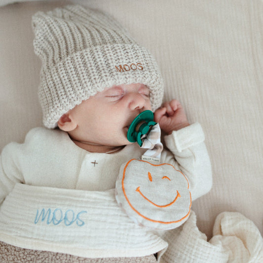PACIFIER CLOTH POMME | LOVELY LINEN