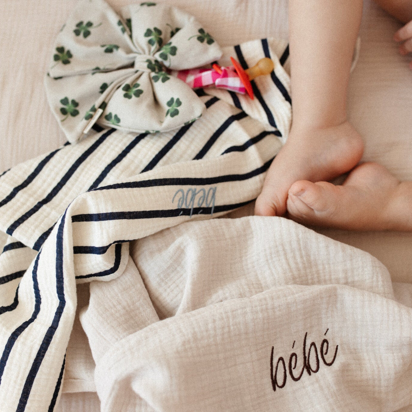 HUGE TOWEL | THE BRETON STRIPE