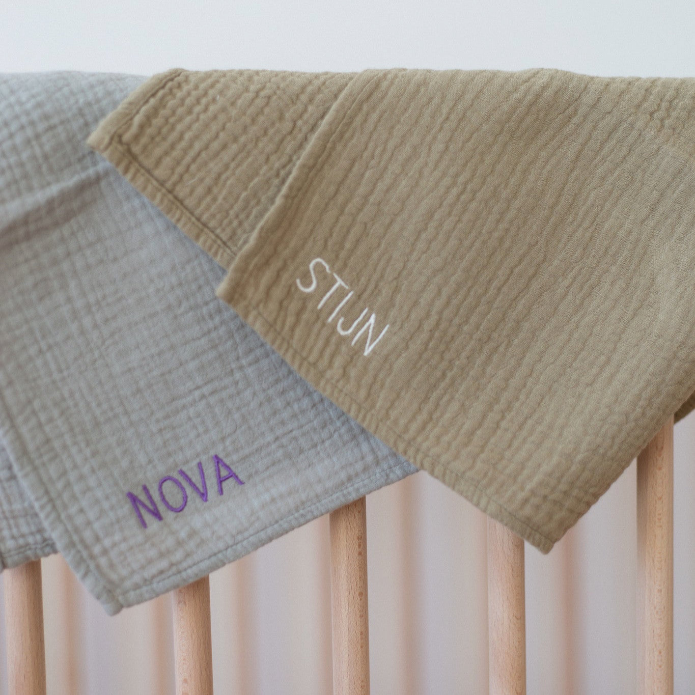 PETIT TOWEL | FEELIN' GREY