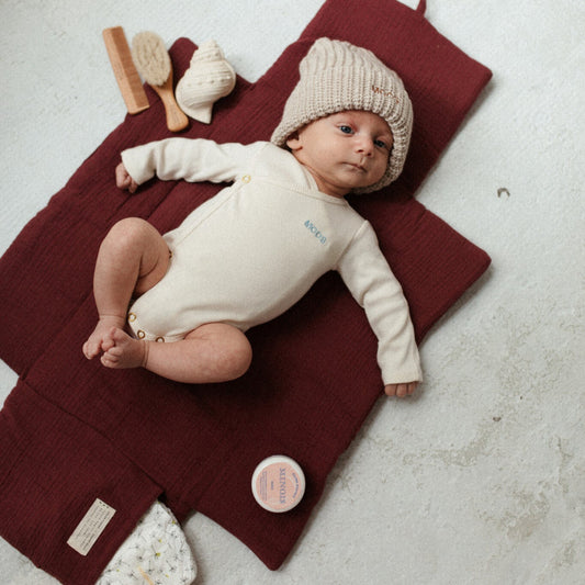 CHANGING PAD TO GO  | BURGUNDY BOO