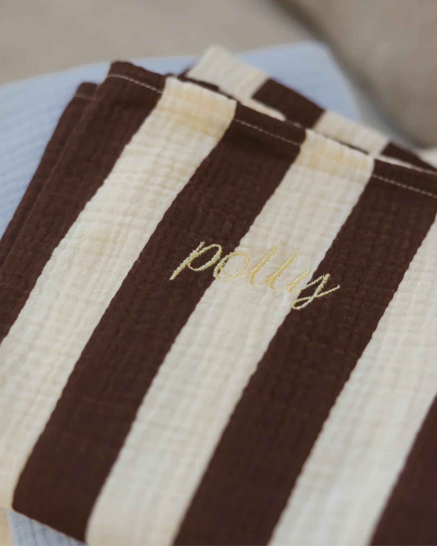 HUGE TOWEL | THE BROWN STRIPE