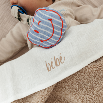 PACIFIER CLOTH  POMME | LOVELY LINEN L'AMOUR