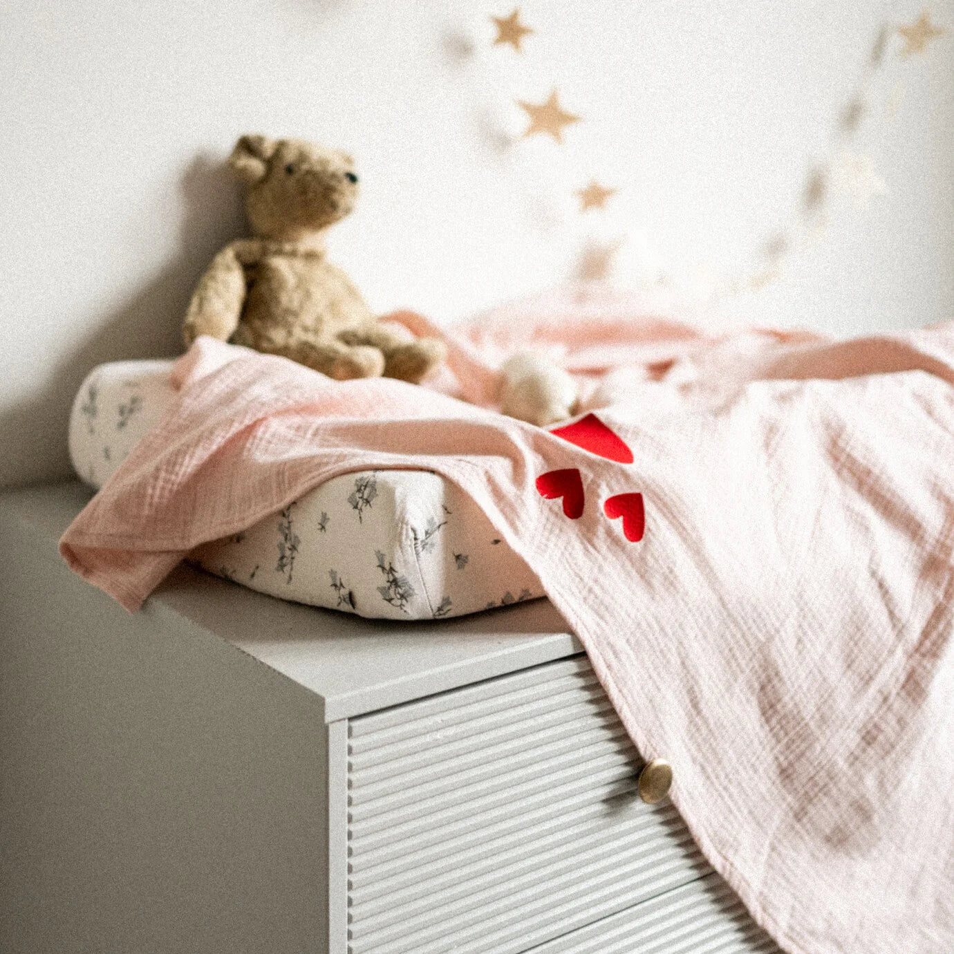 GIANT SWADDLE | PINKY PROMISE