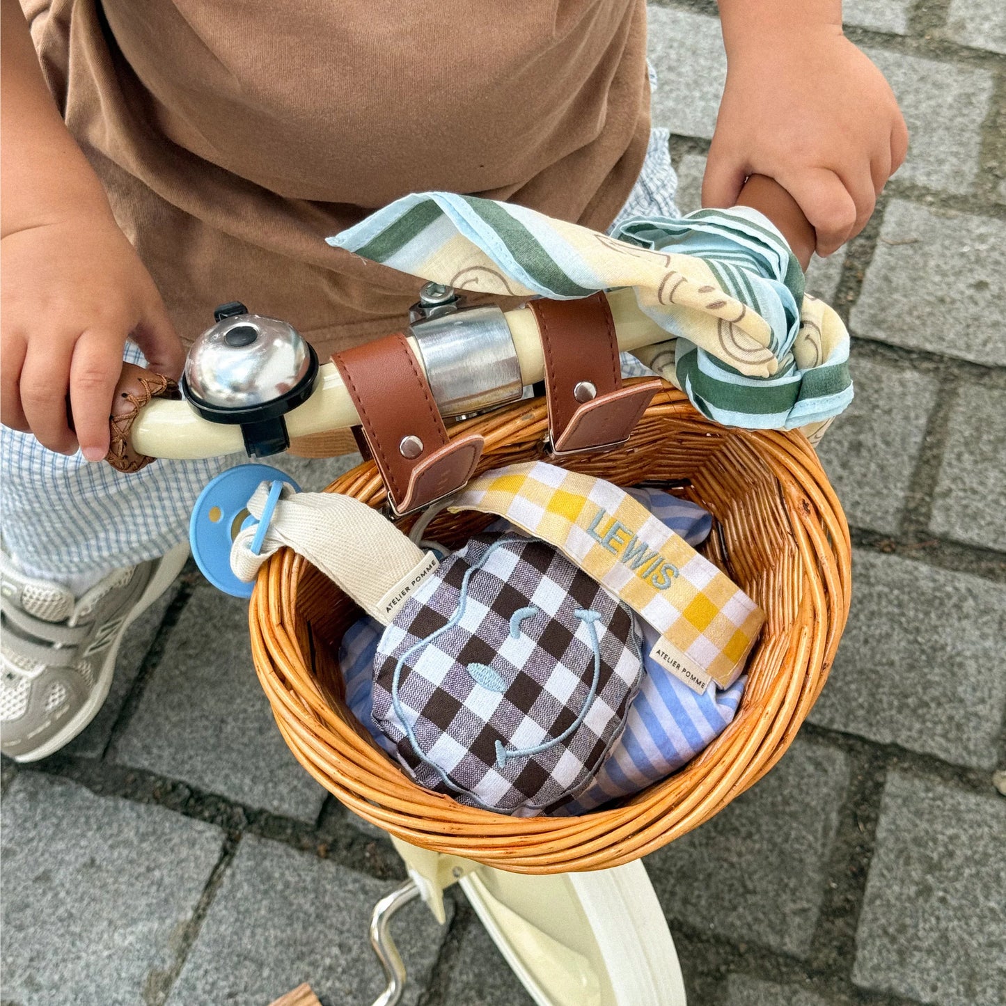 PACIFIER CLOTH POMME | CHECKED BETTER BROWNIE