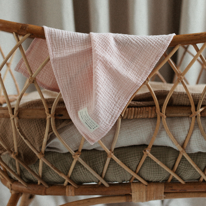 PETIT TOWEL | PINKY PROMISE