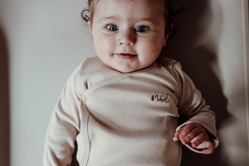 ROMPER WRAP THE BABY | BONJOUR BEIGE