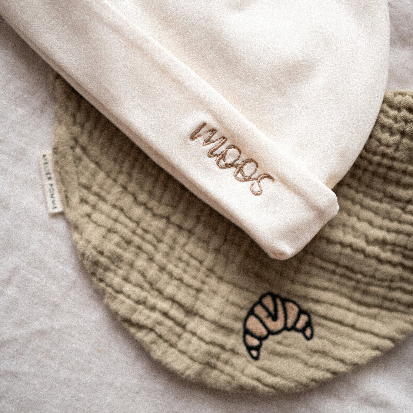 TINY BIB | MORNING MOSS