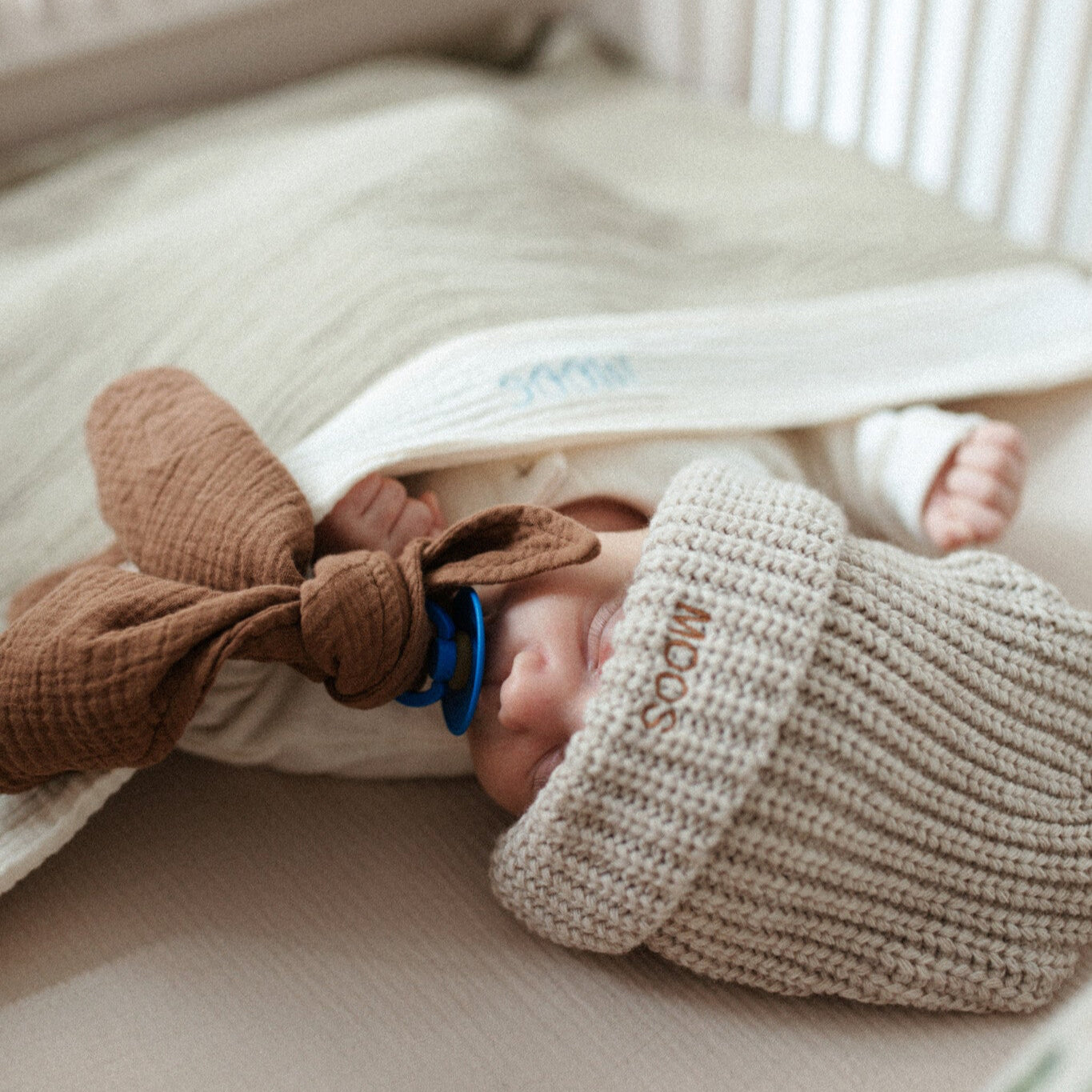 PACIFIER CLOTH CUDDLE | BETTER BROWNIE