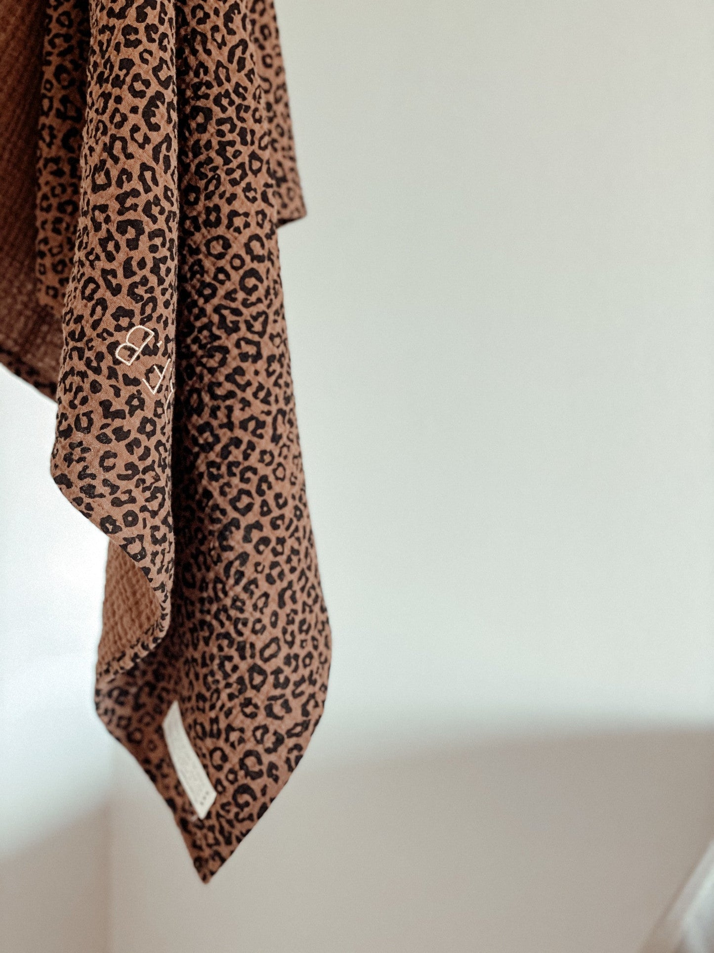 FLAT SHEET CRIB | LEOPARD
