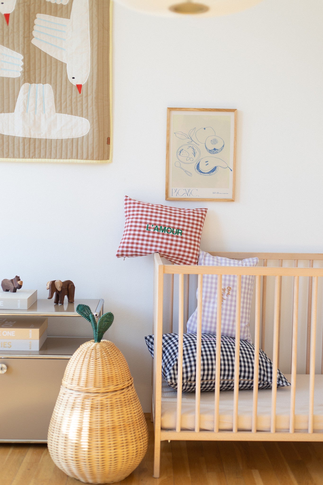 CUSHION: CHECKED IN - BISOUS BRIQUE