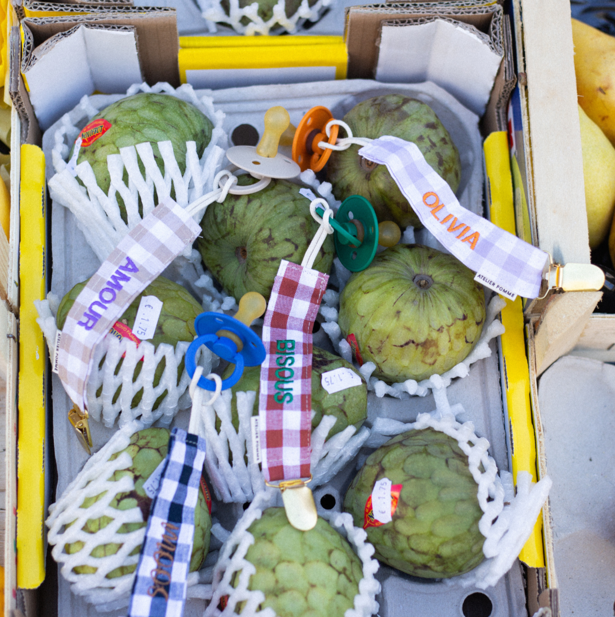 PACIFIER CORD CHECKED | BISOUS BRIQUE