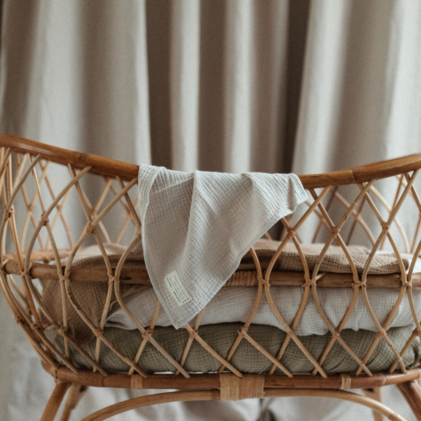 PETIT TOWEL | BONJOUR BEIGE