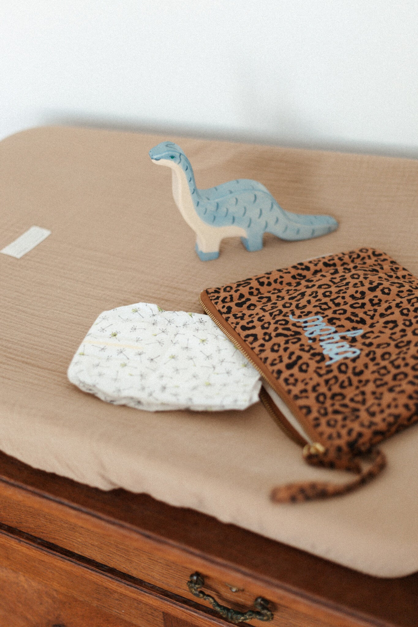 THE FLAT POUCH  - LEOPARD