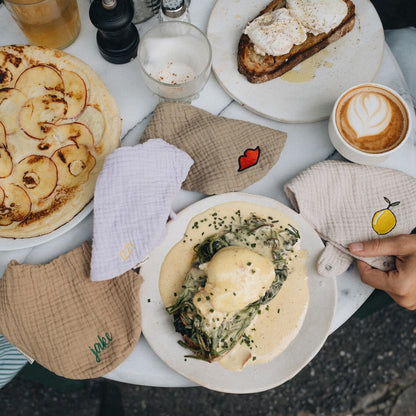 TINY BIB | FINE BROWN