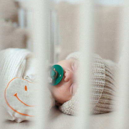 PACIFIER CLOTH POMME | LOVELY LINEN