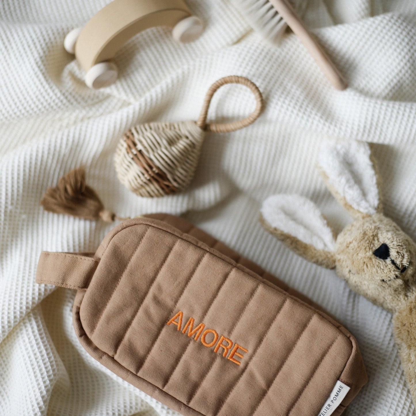 BABY ESSENTIALS POUCH | FINE BROWN