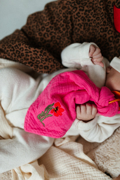 PACIFIER CLOTH - CUDDLE - BLOWY BUBBLEGUM