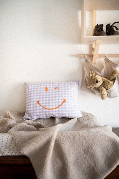 CUSHION: CHECK YOUR SMILE
