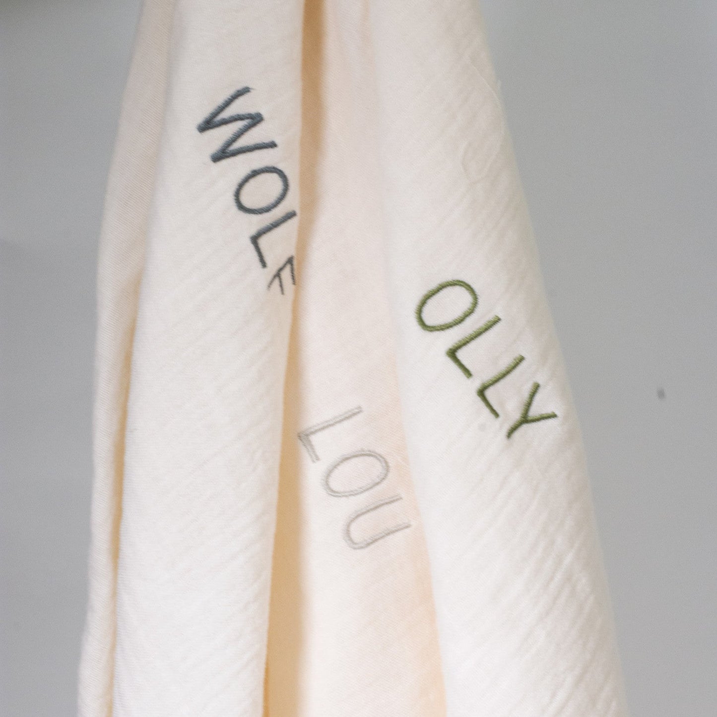 HUGE TOWEL | COSY WHITE