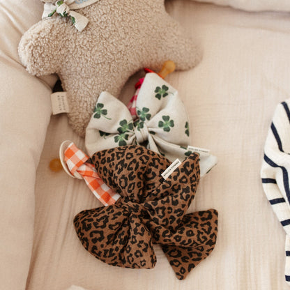 PACIFIER CLOTH | PUT A BOW ON IT LEOPARD