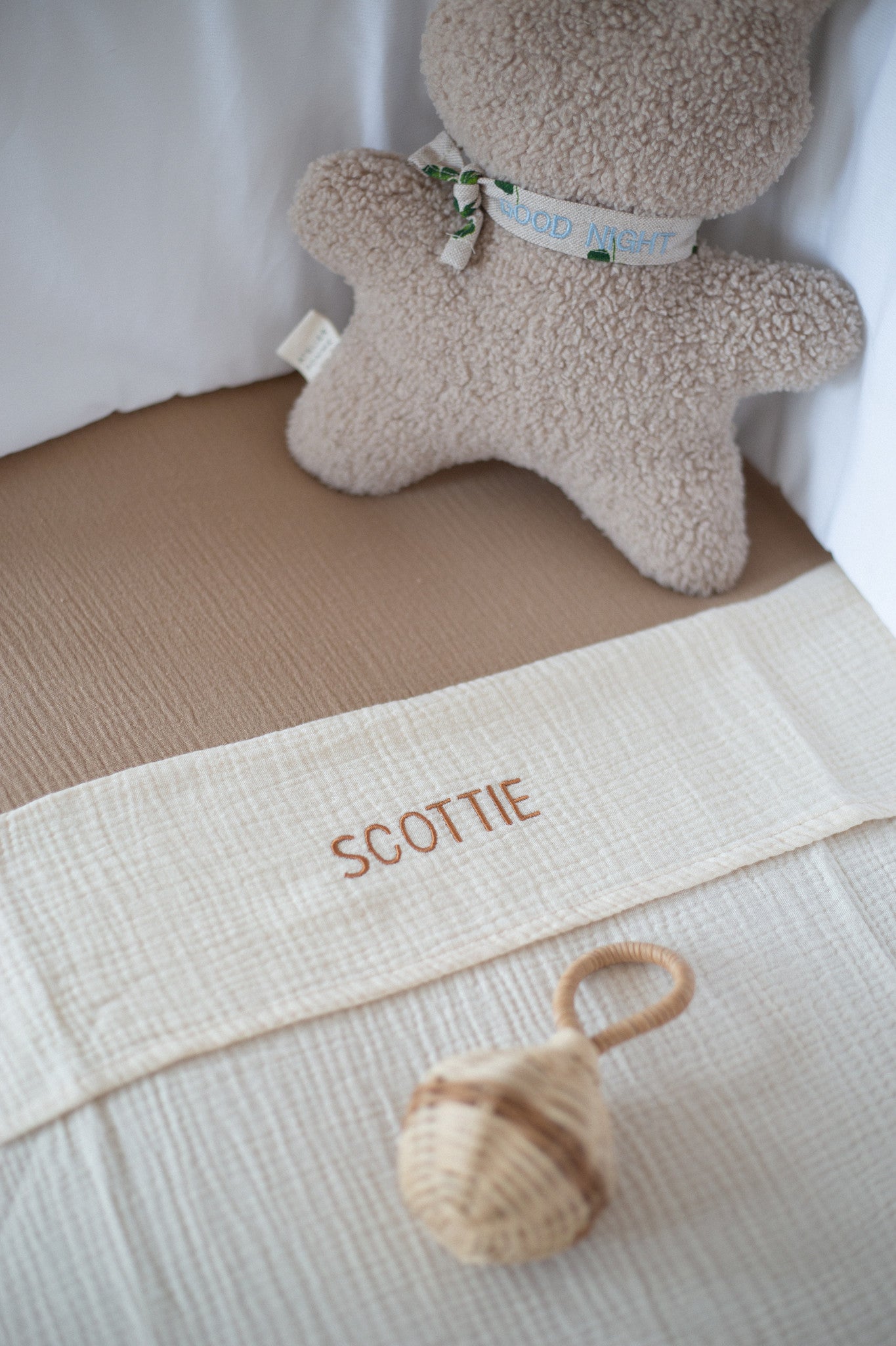 FLAT SHEET CRIB | COSY WHITE
