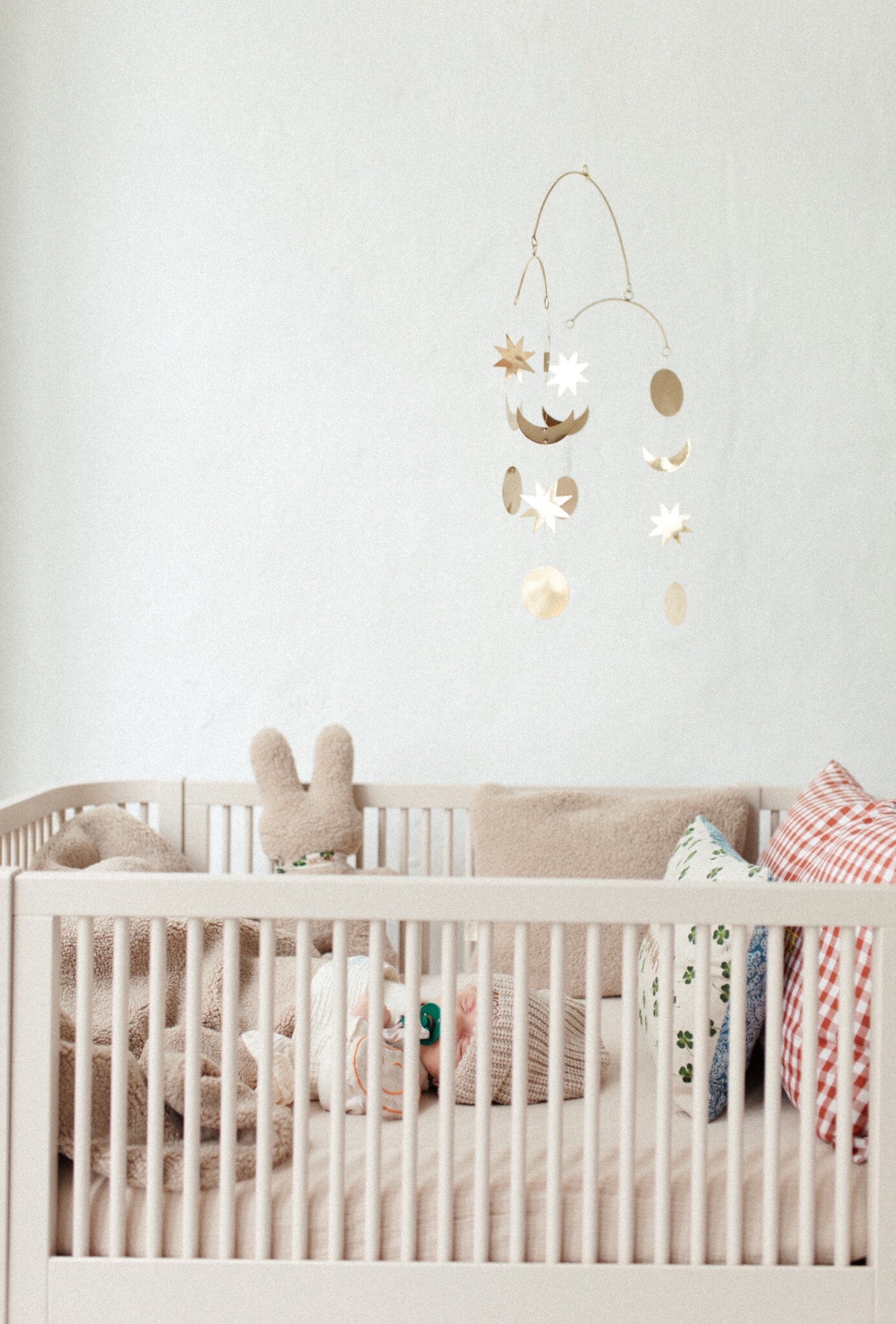 CUSHION: CHECKED IN - BISOUS BRIQUE