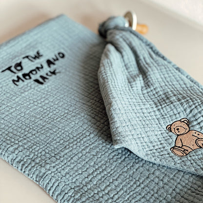 HUGE TOWEL | MISTY BLUE