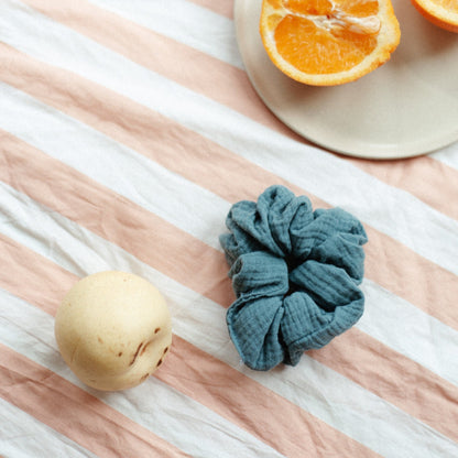OVERSIZED SCRUNCHIE MUSLIN COTTON
