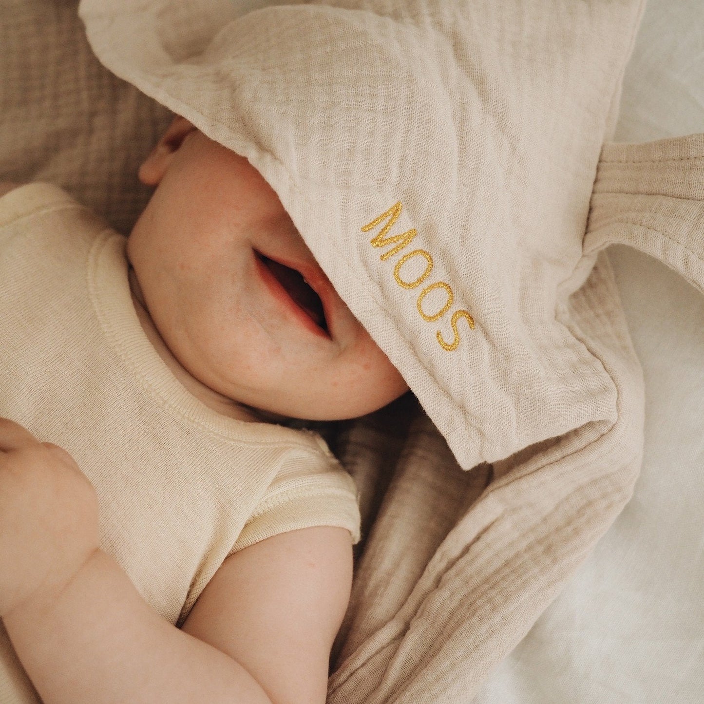 BATH CAPE | BONJOUR BEIGE